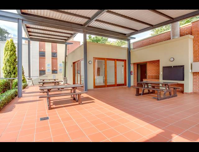 1 BEDROOM SECTIONAL TITLE FOR SALE IN DOUGLASDALE